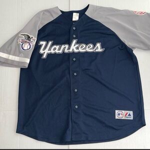 Vintage New York Yankees MLB #2 Jeter Jersey American League